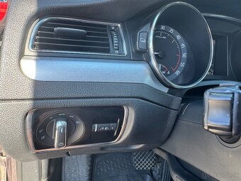 Škoda Superb Combi 2.0 TDI 103 kw - 9