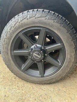 Toyota Hilux 2,5D - 9