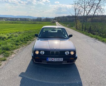 Bmw E30 coupe - 9