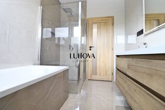 3- izbový byt s 20m2 terasou a 44m2 predzáhradkou - 9