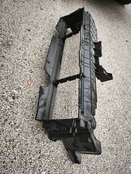 Kia Sportage 5 maska chladica Kia Sportage vzduchové vedenie - 9