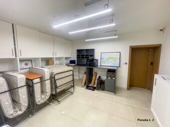 Polyfunkčná budova na predaj, Vráble - 9