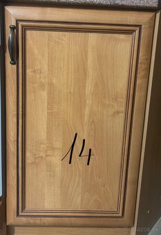 LACNO predám kuchynské dvierka - 18 ks - 9