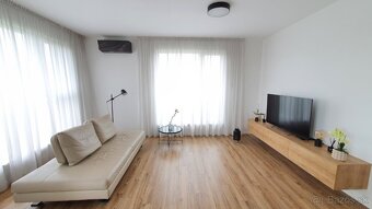 Luxusný zariadený 2 izbový byt Malinovo Tri vody - 9