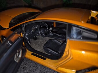 Prodám model 1:18 Lamborghini gallardo - 9