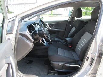 Kia Cee´d SW 1.6 GDI LX/Silver - 9