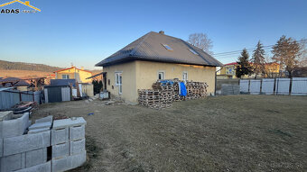 Na predaj RD s veľkým pozemkom 12 km od Popradu - 9