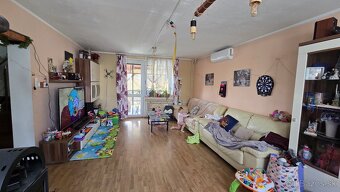 Predaj priestranného rodinného domu vo Vozokanoch pri Galant - 9