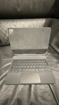 iPad Pro 11-inch ( 2nd Generacion ) WI-FI + Celluar - 9