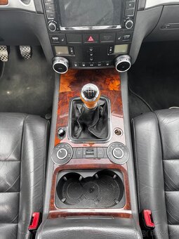 Volkswagen touareg 3,0 tdi manual - 9