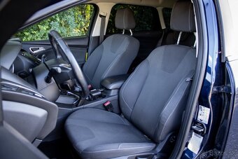 Ford Focus Kombi 1.6 TDCi DPF / AJ NA SPLÁTKY / - 9