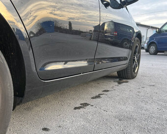 2009 VW Golf 5 kombi 1.4tsi 118kW Spec.ed. 1.Maj.STK10/2027 - 9