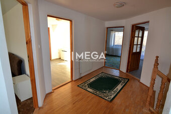 Na prenájom priestranný rodinný dom v obci Modra nad Cirocho - 9