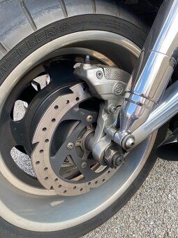 Harley Davidson Vrod, EU verze s vozíkem na moto - 9