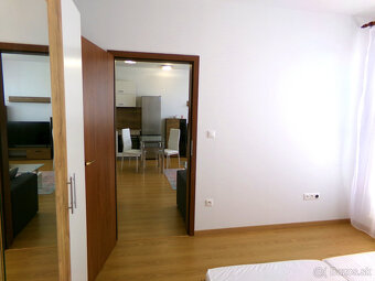 Novostavba, 2 izb.byt, Terasa 6m, Len 1 sused, Hviezdoslavov - 9