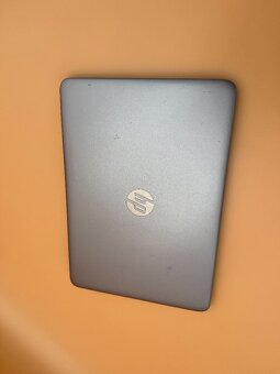 Notebook HP EliteBook 840 G3 i5-6200U / 6GB RAM / SSD + HDD - 9