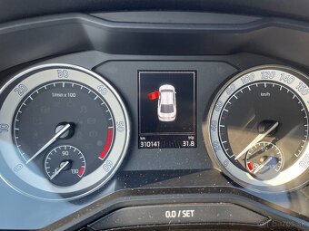 Skoda Superb 2.0Tdi L&K 140kw DSG - 9