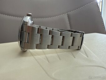 Rolex Oyster Perpetual 41 - 9