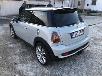 Predám Mini Cooper R56 špeciál Kamden - 9