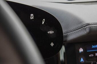 Porsche Taycan TURBO - 9