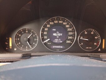 Mercedes E 270 CDi - 9
