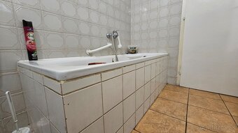 VÁGÁSHUTA 2 izbový vidiecky rodinný dom - 9