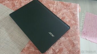 Predám Acer Extansa15/nová batéria/8gb ram/Intel i3/W10 - 9