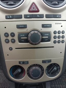 Opel Corsa 1.2 - 9