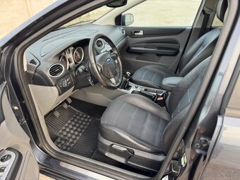 Ford Focus 2.0 LPG Titanium 2010 - 9