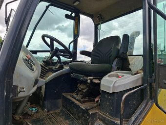 KOMATSU WA90-5 4X4 - 9