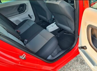 Škoda Fabia II Combi 1,2 BENZÍN Facelift 2012 - 9