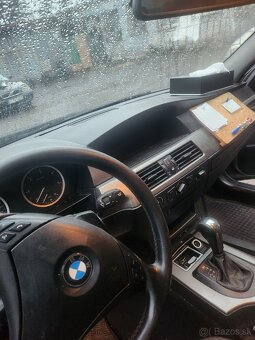 Predám BMW 525 .E60. 130 kW 2500 cm³ - 9