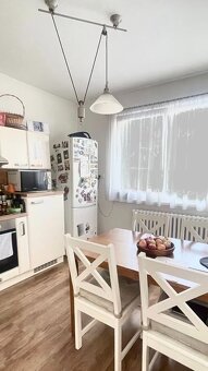 BRESTOVANY - Pekný 3 izbový rodinný dom - 9