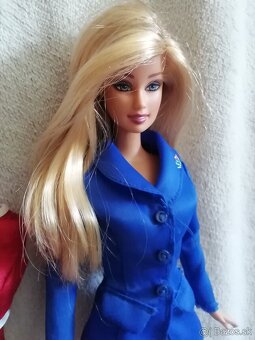 Barbie s oblečením - 9