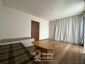 Na prenájom zariadený 2-izbový byt pri centre mesta v NZ - 9
