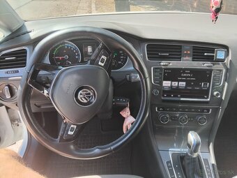 Volkswagen Golf e-Golf - 9