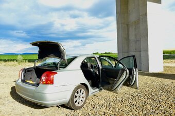 Toyota Avensis 2.0 D4D SD T25 - 9