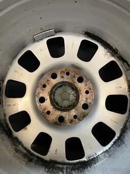 Stilyng 46 r16 s pneu Nokian wrd3 - 9