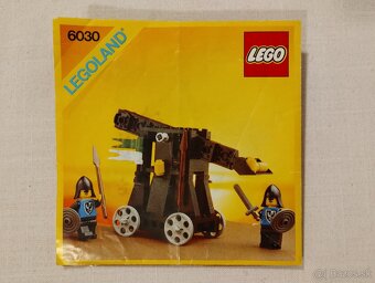 LEGO Castle 6030 Catapult - 9