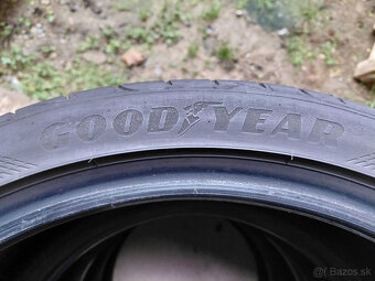 4x letne pneu Goodyear 225/40R19 - 9