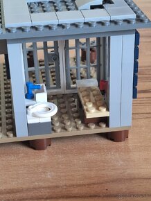 Lego 60069, Lego City Policajná stanica - 9