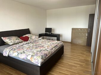 Veľkometrážny 2 izb. klimatizovaný byt v tichej lokalite - 9