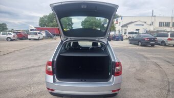 ŠKODA OCTAVIA COMBI 1.6 TDI - 9