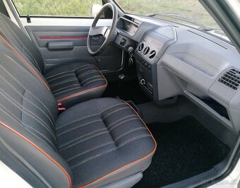 Peugeot 205 - 9