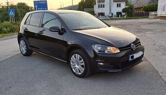 VW.GOLF 7 krátky 5 dver., 1.2tsi m6, super výbava - 9