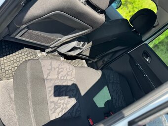 Peugeot 3008 1,6hdi 82kw automat - 9