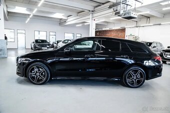 Mercedes-Benz CLA - 9