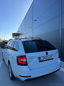 Škoda Octavia 3 2.0TDI DSG, PANO, Style+ - 9