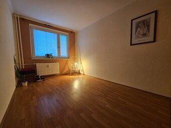 NA PREDAJ 2 - izbový byt v Dubnici nad Váhom - 9