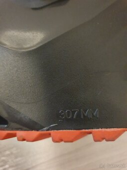 Predám skialp lyžiarky Atomic CARBON  ,  27-27,5 - 9